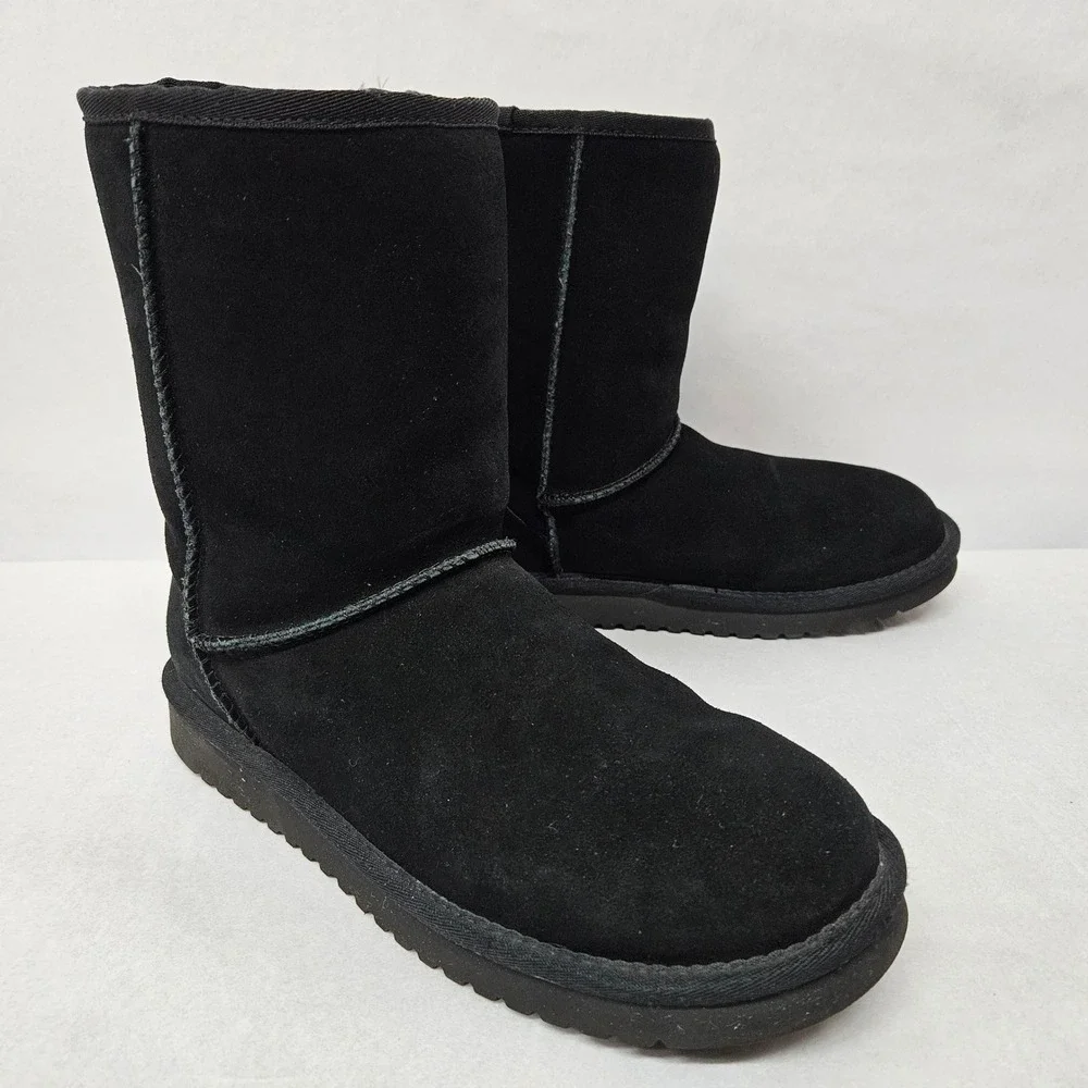 Koolaburra Women's Koola Short Faux Fur Lined Suede Boots 1017090‎ Black Sz 9